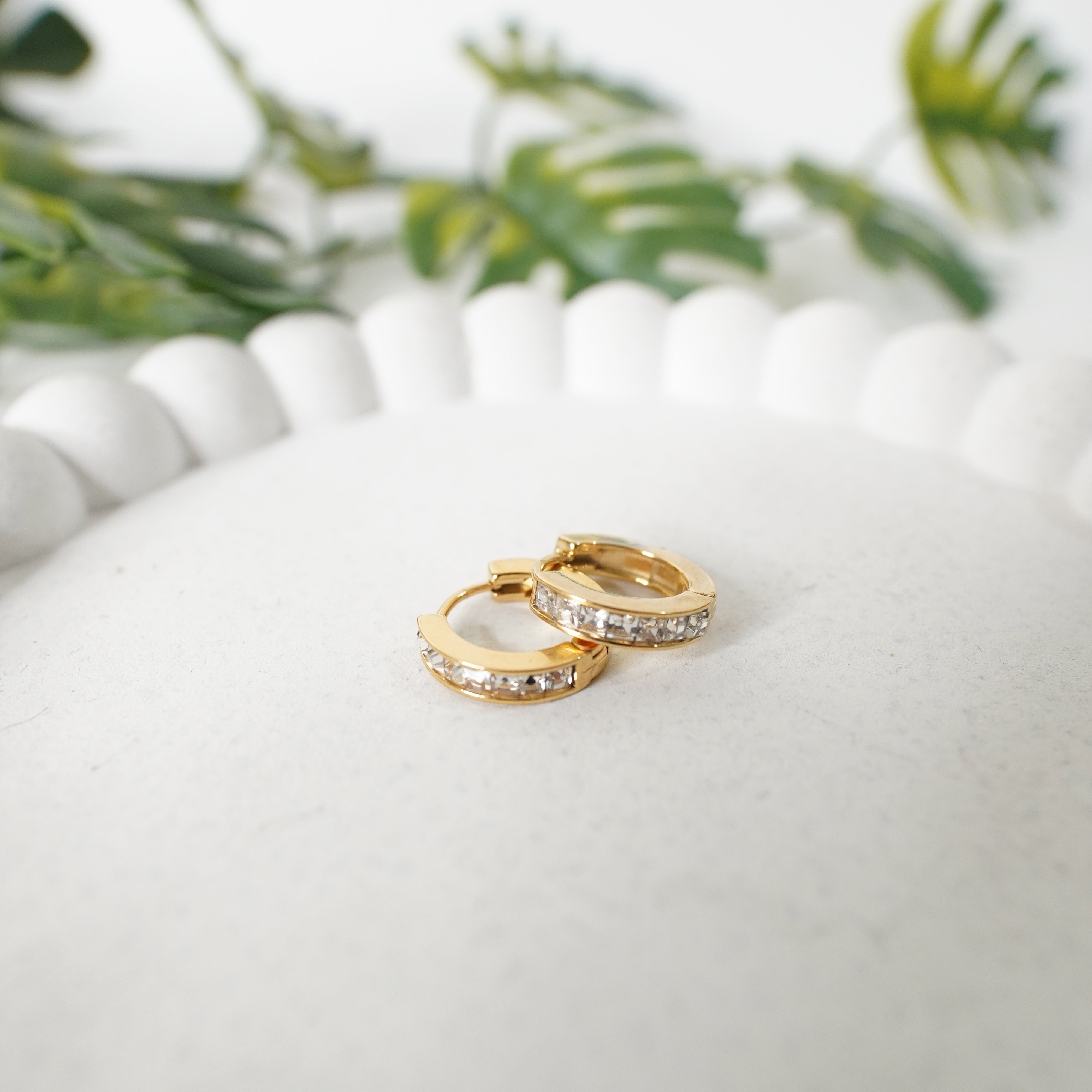 Anti tarnish earring, waterproof jewellery, Gold plated Jewelery, affordable Jewelery, anti tarnish jewellery,